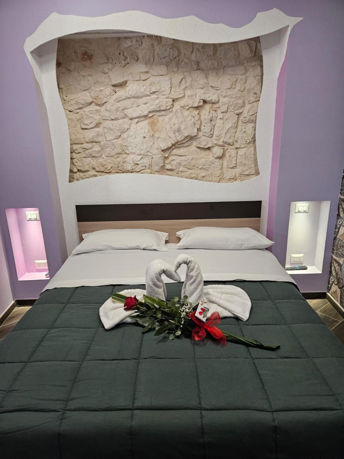Luxuite Spa Con Piscina E Jacuzzi Alberobello Exteriér fotografie